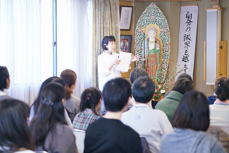 講義レポート 2 土 スピリチュアル フィトセラピストコース１期 第17回 日本の野草の使い方 講師 由井学長 渡邊先生 斎藤先生